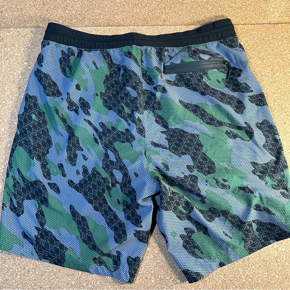 Aqua Tech Board Swim Shorts Walking Large Camo - Picture 3 of 3